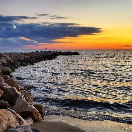 Sea Breeze Apartmán Golem (Tirana)